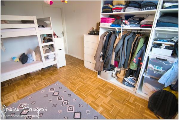 Location non meublée T2 de 48 m2 au dernier étage avec 2 caves