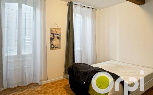 Immeuble à vendre    6 pièces •  Tarascon