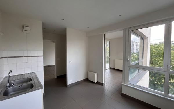 Appartement à louer    4 pièces • 107 m2 Saint-Pierre-des-Corps