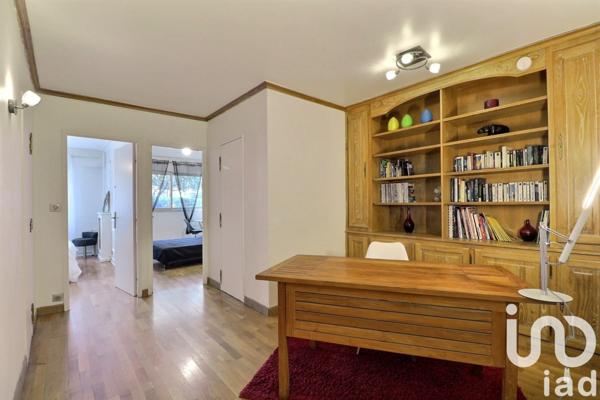 Appartement 4 pièces de 100 m² à Marseille (13006)