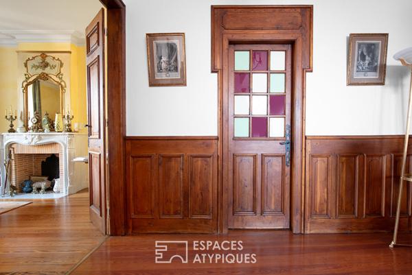 Villa bourgeoise des années 30 avec jardin et garage