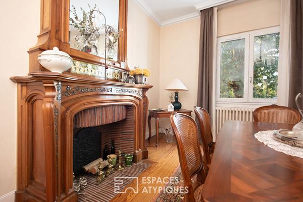 Villa bourgeoise des années 30 avec jardin et garage