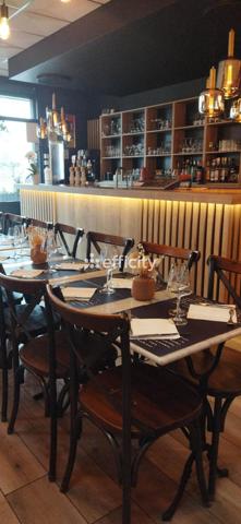 Immeuble
         7 pièces
        - 160 m² 462 000 € *