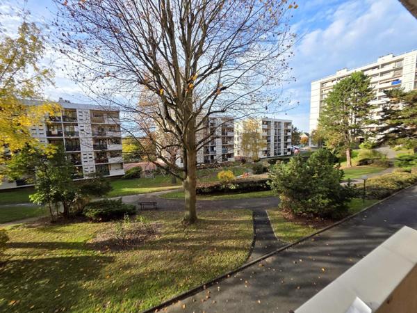 F3 54 m² avec 2 chambres, cave et Parking Privatif