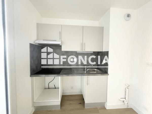 Location Appartement 3 pièces 63.3 m² - AVENUE DE LA LIBERATION A103 Lormont 33310