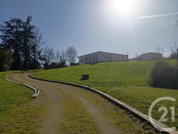 Maison à vendre  6 pièces - 249,77 m2 STE LIVRADE SUR LOT - 47