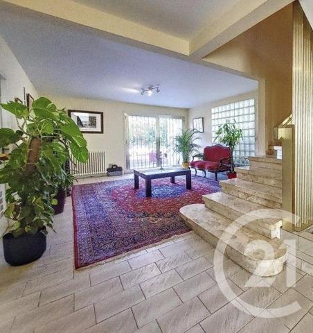 Maison à vendre  6 pièces - 249,77 m2 STE LIVRADE SUR LOT - 47