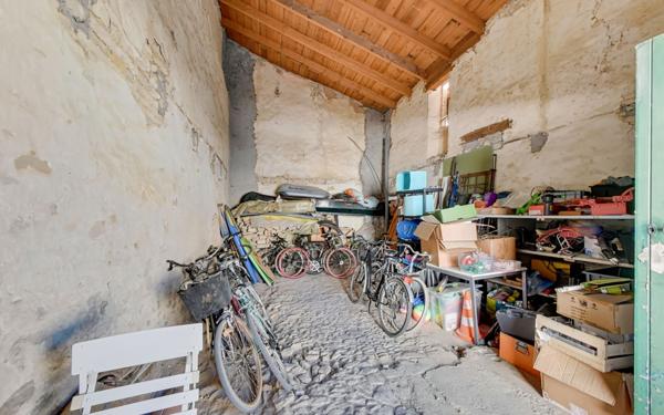 Maison à vendre    5 pièces •  Le Bois-Plage-en-Ré