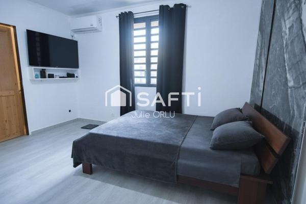 Maison rénovée 135 m², 3 chambres, Terrain 723 m²