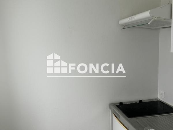 Location Studio 24.26 m² - 3 A 5 RUE DU MOUTON Poitiers 86000