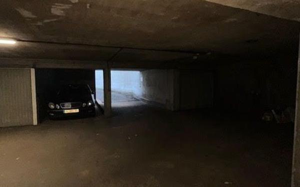 Stationnement à vendre    Paris 10