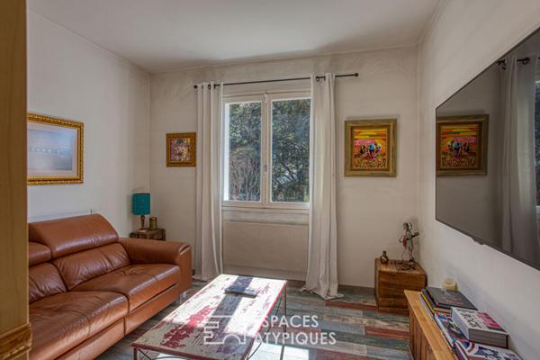 Villa d’inspiration hacienda avec piscine et vue dominante