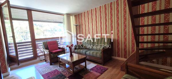 Très beau duplex de 104 m² avec terrasse, cave, place de parking dans résidence avec ascenseur