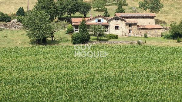 Corps de ferme à Saint Martin En Haut