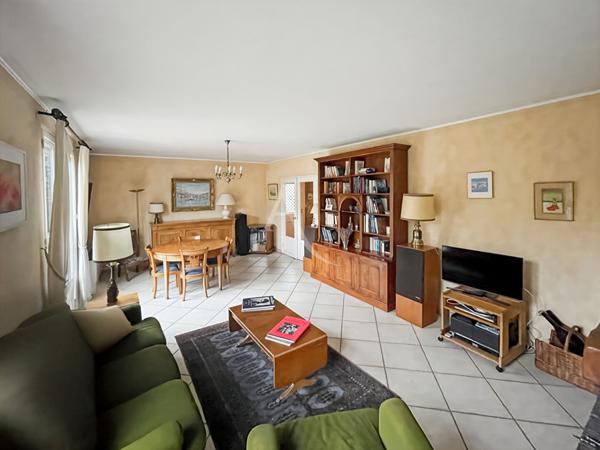 Maison Sainte Geneviève Des Bois 9 pièces 166m2 - Vie de plain-pied