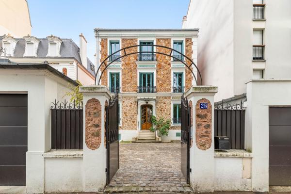 Meulière de charme familiale sur terrain constructible