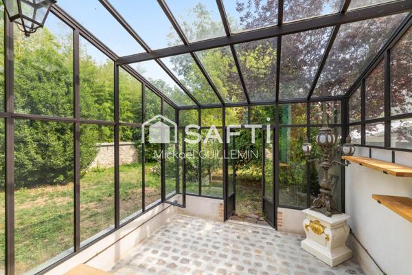 Meulière de charme familiale sur terrain constructible
