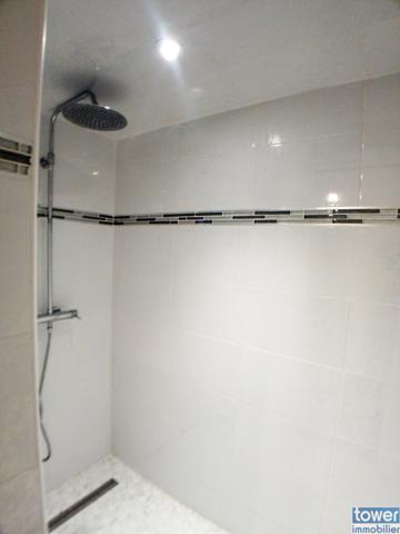 Maison
                                                                                                                                                                                                                                                                                                                        7 pièce(s)                                                                                                                                                                                                          5 chambre(s)                                                                                                                                                                                                          220  m²