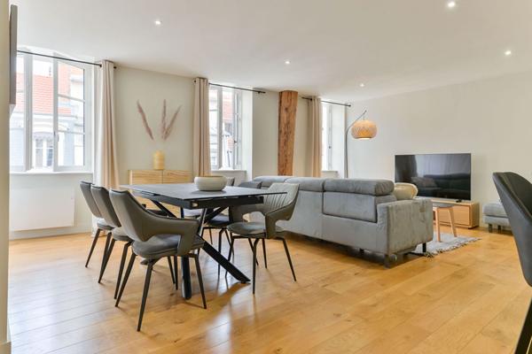 LYON 2 - BELLECOUR - Appartement 3 pièces - 92m²