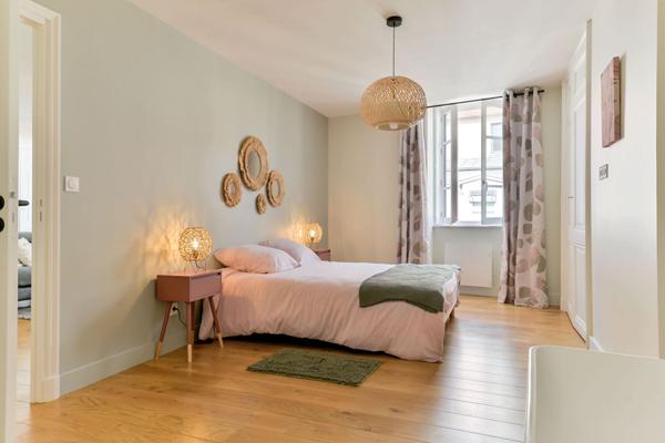 LYON 2 - BELLECOUR - Appartement 3 pièces - 92m²