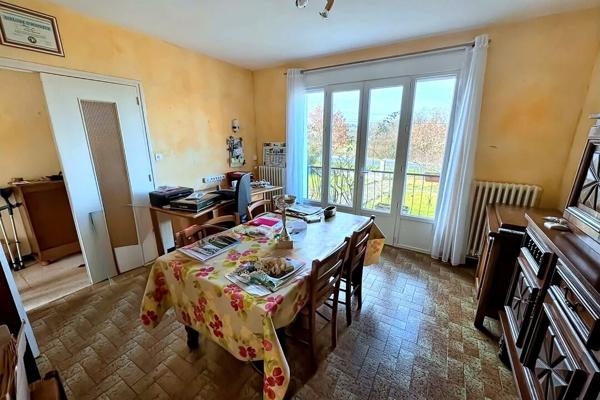 Maison T3 GARAGE SOUS SOL avec 3298M² de terrain agricole