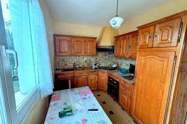 Maison T3 GARAGE SOUS SOL avec 3298M² de terrain agricole