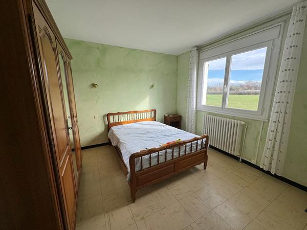 Maison T3 GARAGE SOUS SOL avec 3298M² de terrain agricole