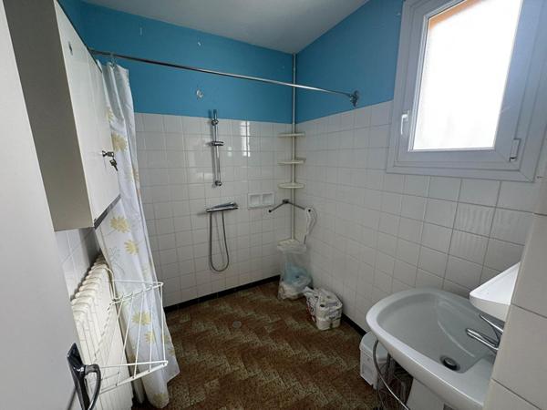 Maison T3 GARAGE SOUS SOL avec 3298M² de terrain agricole