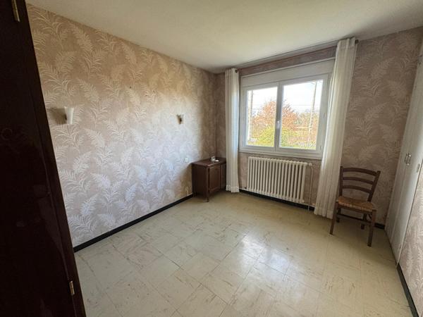 Maison T3 GARAGE SOUS SOL avec 3298M² de terrain agricole