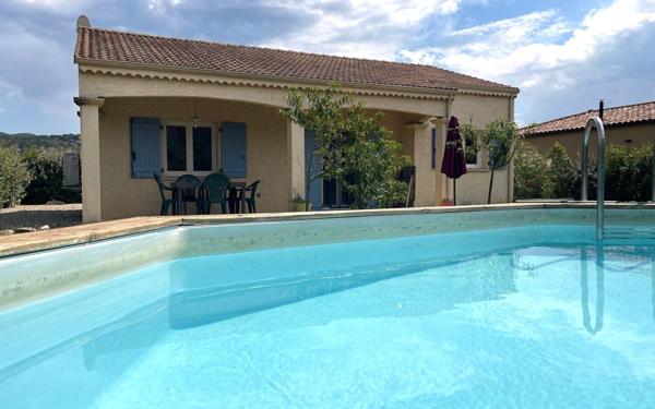 Maison à vendre    4 pièces •  Vallon-Pont-d'Arc