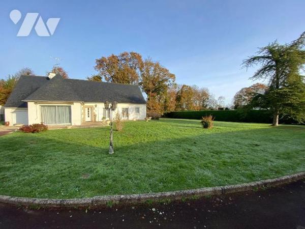 Proximité centre, Vous êtes à la recherche d'un bien proche commerces, un beau  terrain gage de...