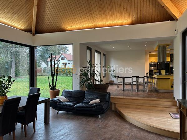 Vente Maison233 m² - 9 Pièces - DRAVEIL (91210)