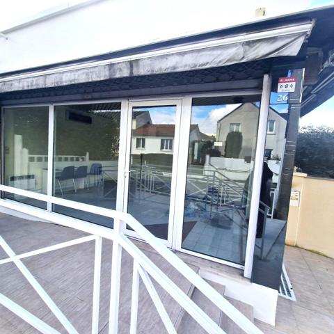 CHILLY MAZARIN : Proche toutes commoditités, Local Commercial