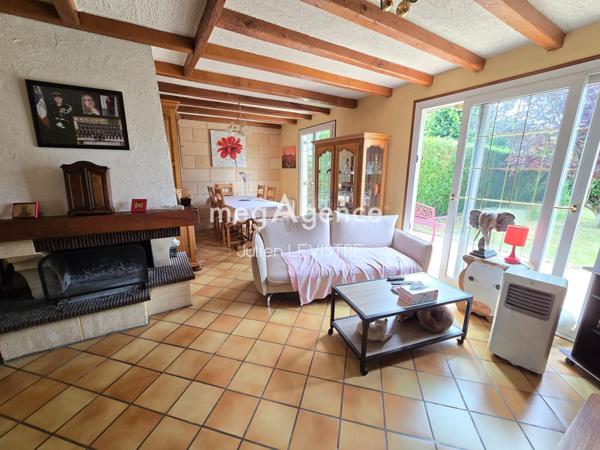 Maison à Auneau-Bleury-Saint-Symphorien, 28700 - 5 pièces 135m²