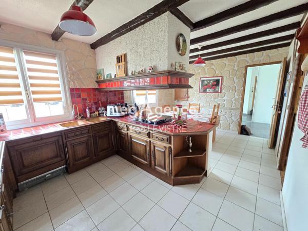 Maison à Auneau-Bleury-Saint-Symphorien, 28700 - 5 pièces 135m²