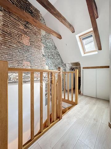 Maison à vendre à Ancenis - 2 chambres, terrasse, bord de Loire - Centre historique