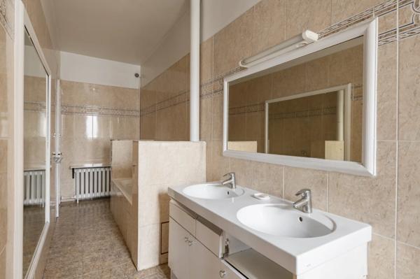 Appartement Paris 16e - SPONTINI / SAINT JAMES