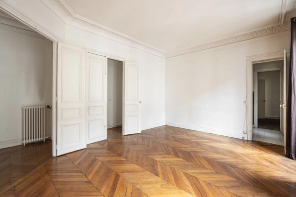 Appartement Paris 16e - SPONTINI / SAINT JAMES