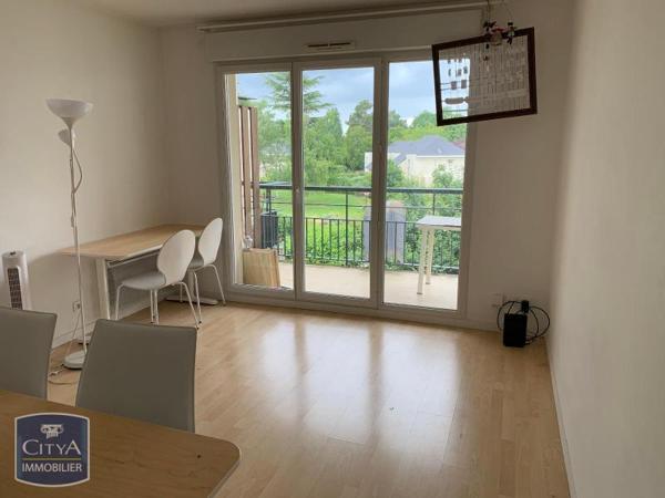 Appartement à louer 2 pièces 47.55m² Le Mans (72000)