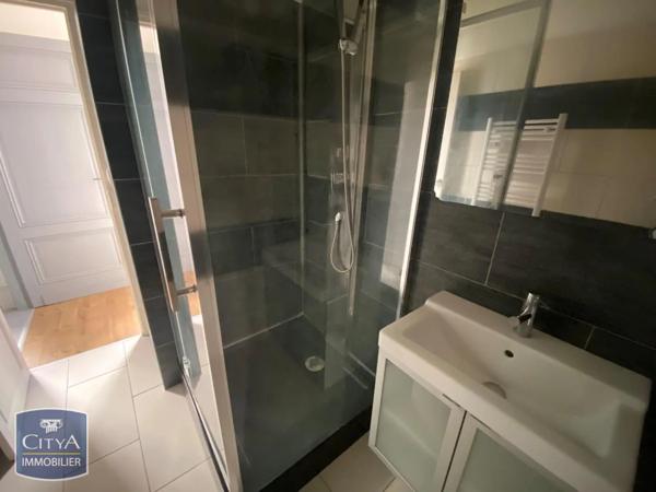 Appartement à louer 2 pièces 27.05m² Agen (47000)