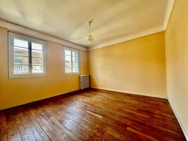 Appartement Falaise 2 pièces 64 m2