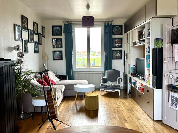 Maison de charme AV - 4 pièce(s) - 3 chambres