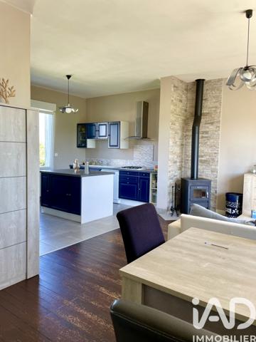 Maison à vendre 6 pièces 135 m² Saintes