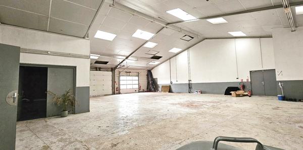 Quimper (29000) LOCAL MIXTE ZONE D'ACTIVITES