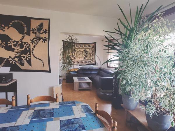Vente                                                      Appartement
                        
                     3 pièces                      78 m2                     à Baume-les-Dames
