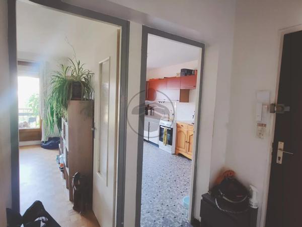Vente                                                      Appartement
                        
                     3 pièces                      78 m2                     à Baume-les-Dames