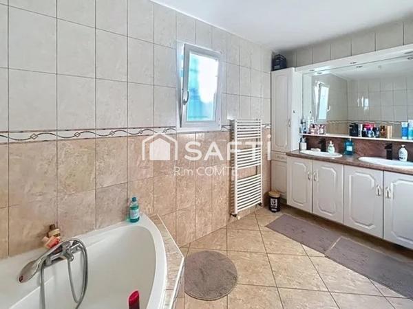 Une maison où l’on se sent bien, pensée pour la vie de famille – Roussillon!!