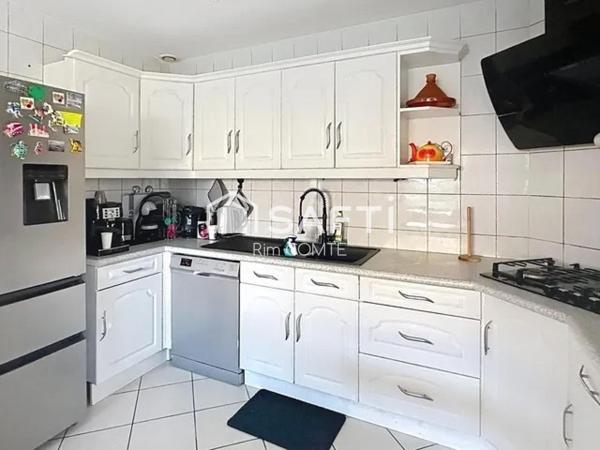 Une maison où l’on se sent bien, pensée pour la vie de famille – Roussillon!!