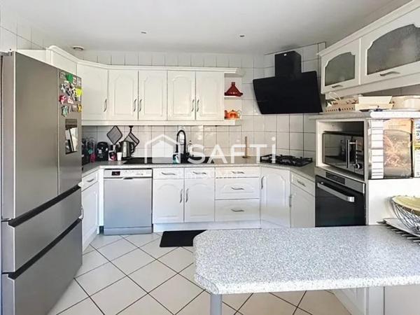 Une maison où l’on se sent bien, pensée pour la vie de famille – Roussillon!!