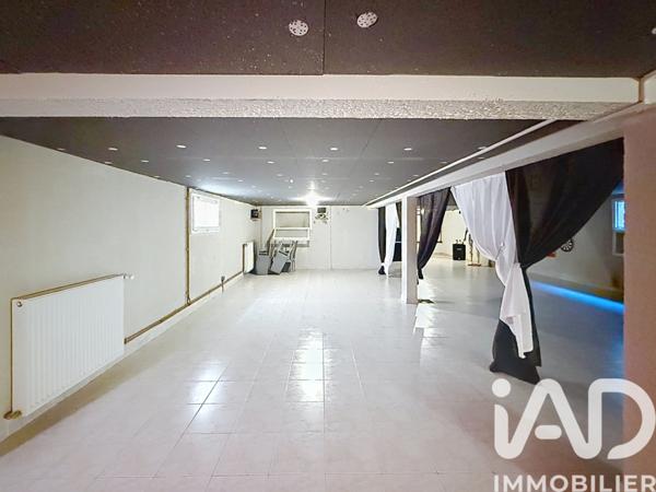 Maison à vendre 8 pièces 236 m² Balbigny